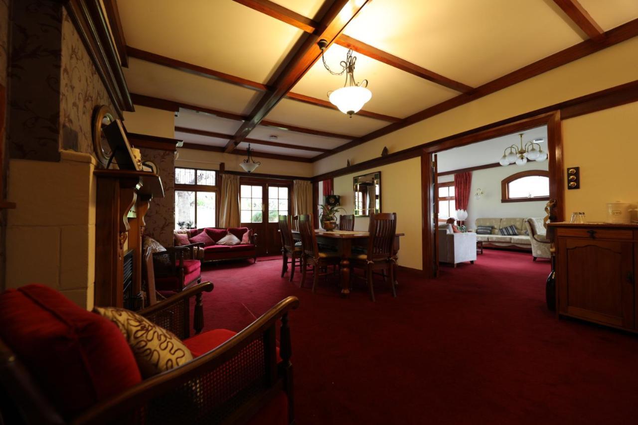 Oasis On Orwell Bed And Breakfast Oamaru Bagian luar foto